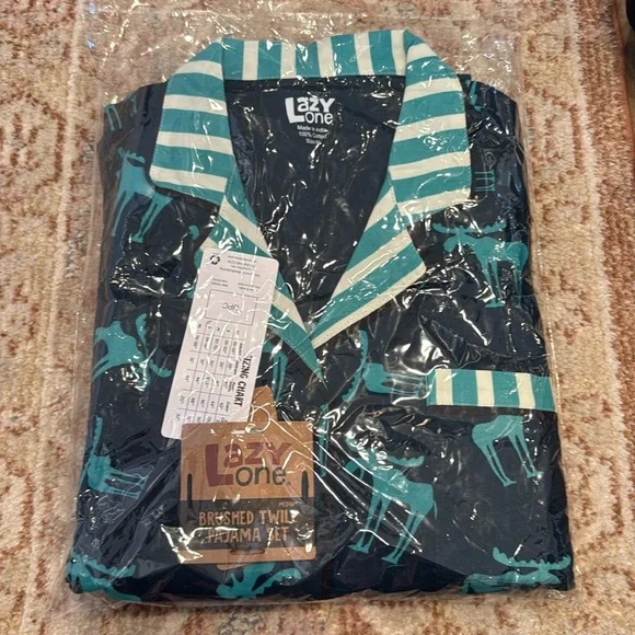 Lazy One Women’s Size Medium Moose Pajamas - Picture 2 of 5